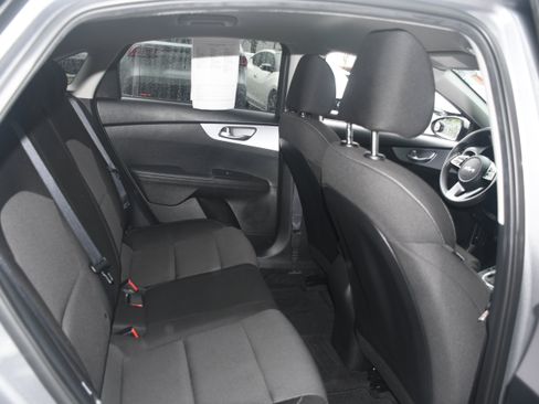 Used 2023 Kia Forte LXS FWD image 17