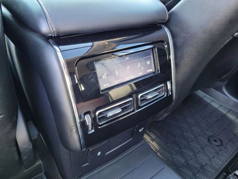 Used 2024 Lincoln Aviator Reserve w/ Equipment Group 201A image 17