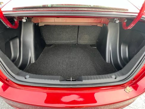 Used 2018 Toyota Yaris iA image 19