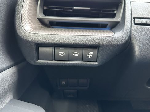 New 2026 Toyota Prius XLE image 28