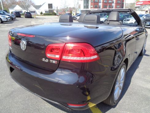Used 2016 Volkswagen Eos Komfort image 16