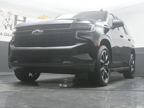 Used 2024 Chevrolet Tahoe RST w/ Luxury Package AWD/4WD image 4