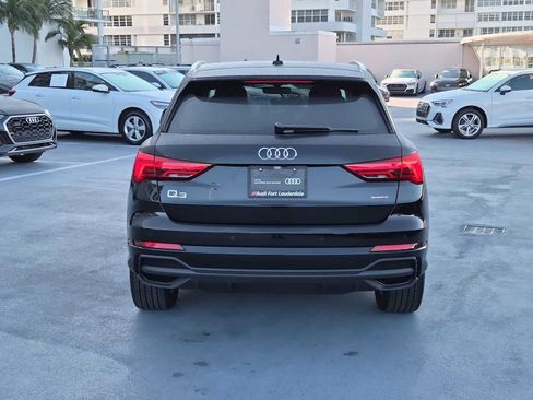 Certified 2025 Audi Q3 2.0T Premium w/ Convenience Package image 5