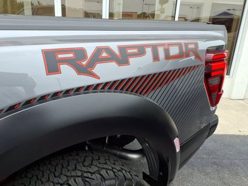 Used 2024 Ford F150 Raptor AWD/4WD image 19