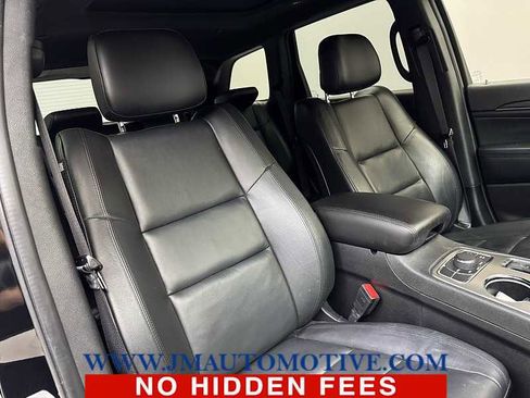 Used 2022 Jeep Grand Cherokee Limited w/ Tech Group AWD/4WD image 21