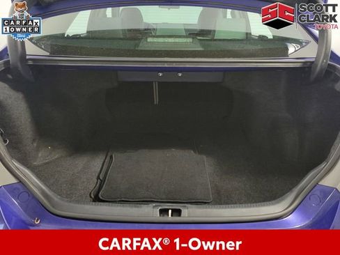 Used 2015 Toyota Camry SE FWD image 25