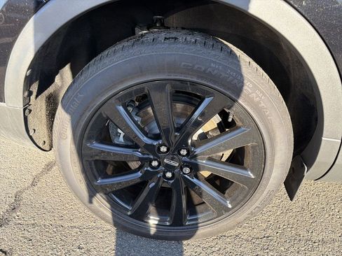 Certified 2023 Lincoln Nautilus Reserve w/ Equipment Group 202A image 33