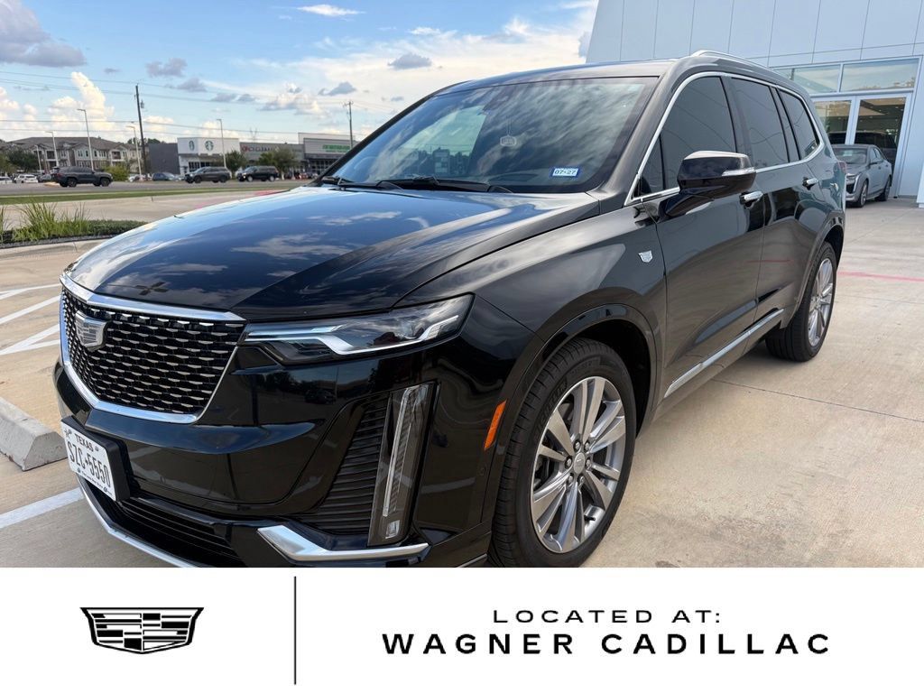 Used 2024 Cadillac XT6 Premium Luxury w/ Technology Package FWD image 1