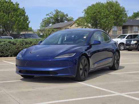 Used 2025 Tesla Model 3 Long Range AWD/4WD image 3