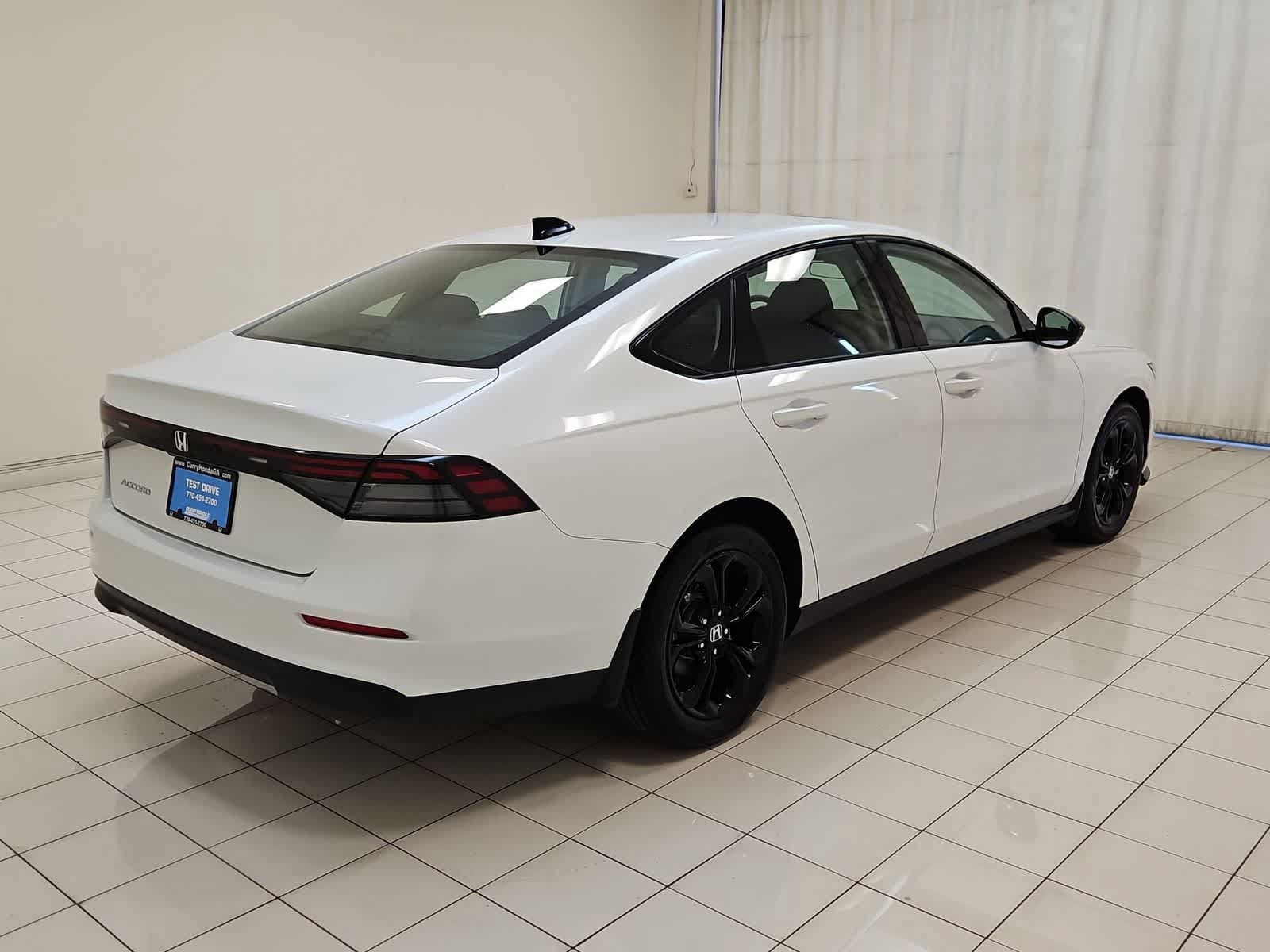 Certified 2025 Honda Accord SE image 27