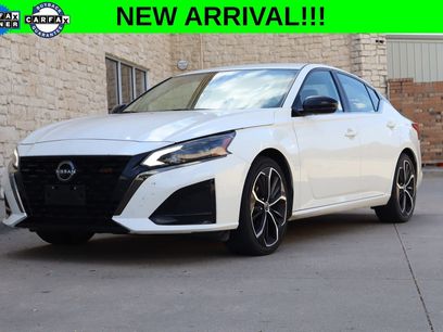 Used 2024 Nissan Altima 2.5 SR