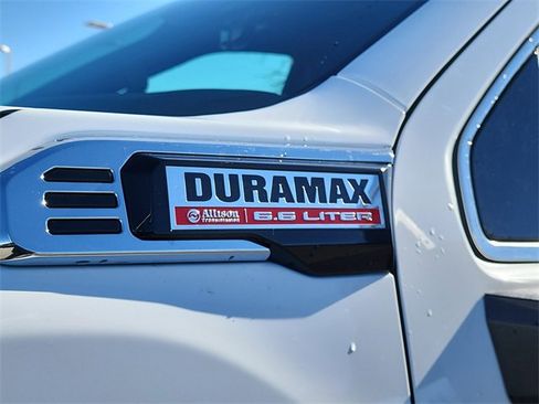 New 2026 GMC Sierra 3500 Denali w/ Denali Reserve Package image 13