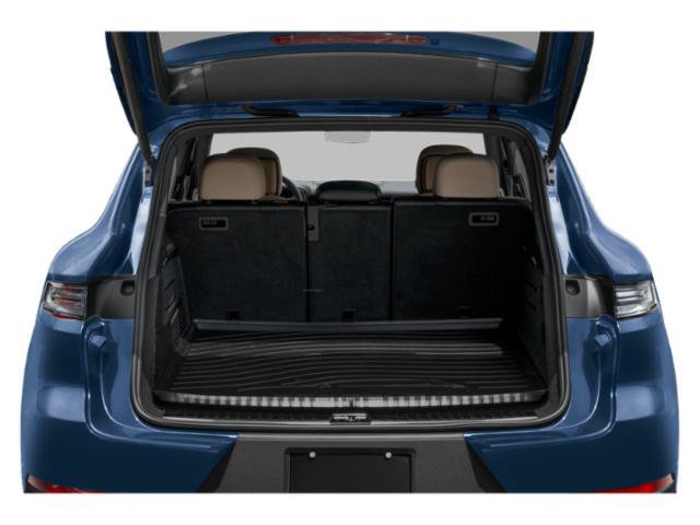Used 2024 Porsche Cayenne S AWD/4WD image 10