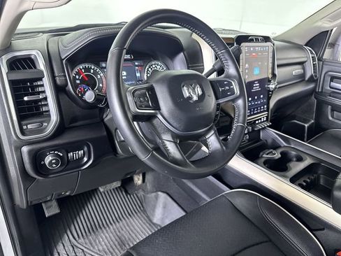 Used 2024 RAM 2500 Laramie AWD/4WD image 10