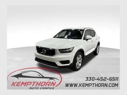 Used 2020 Volvo XC40 T5 Momentum w/ Protection Package