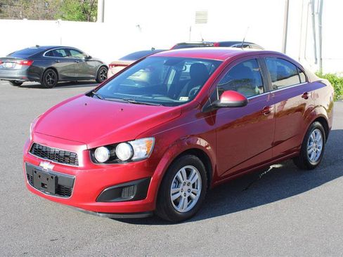 Used 2013 Chevrolet Sonic LT image 4