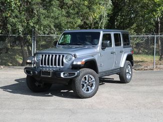 Used 2019 Jeep Wrangler Unlimited Sahara AWD/4WD video 1
