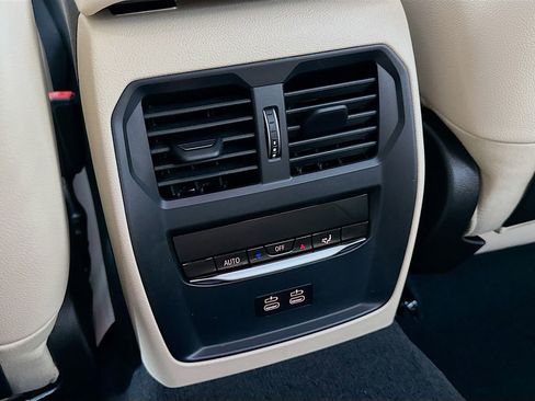 New 2026 BMW 330i xDrive Sedan w/ Premium Package image 33