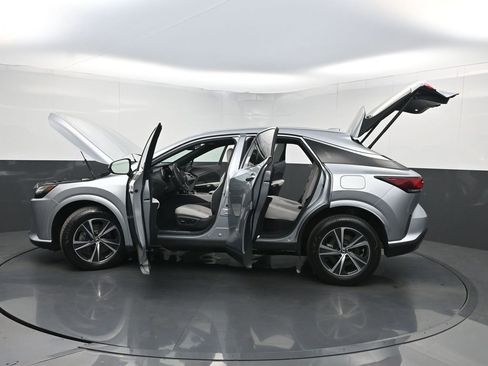 Used 2023 Lexus RX 350 Premium w/ Accessory Package image 37