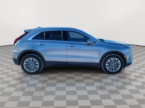 Used 2024 Cadillac XT4 Premium Luxury image 9