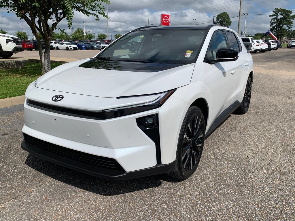 Used 2026 Toyota bZ AWD/4WD image 4