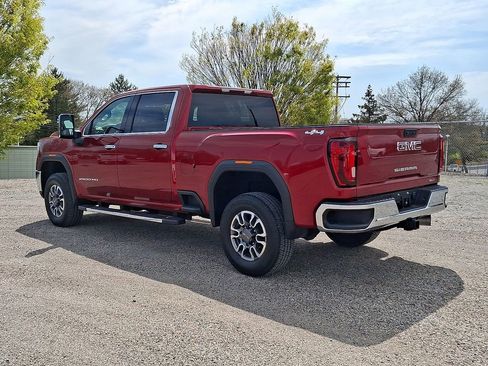 Used 2022 GMC Sierra 2500 SLT w/ Driver Alert Package I AWD/4WD image 7