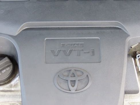 Used 2015 Toyota RAV4 Limited image 11