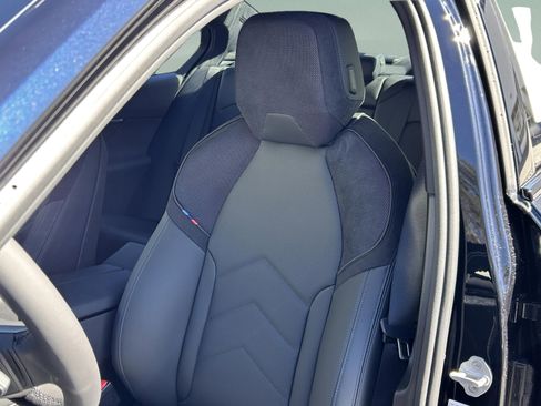 Used 2026 BMW i5 eDrive40 w/ M Sport Package AWD/4WD image 21