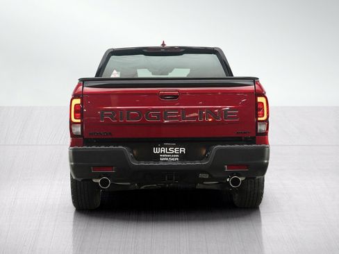 Used 2024 Honda Ridgeline Sport image 4