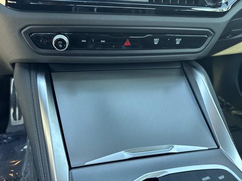 Used 2025 BMW M240i Coupe image 20