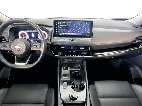 Used 2024 Nissan Rogue SL w/ SL Premium Package image 21