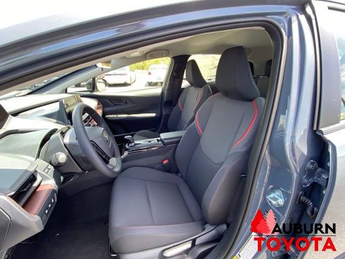 New 2026 Toyota Prius Plug-In Hybrid FWD image 26