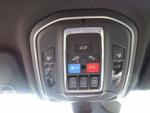New 2026 Jeep Grand Cherokee Limited AWD/4WD image 25