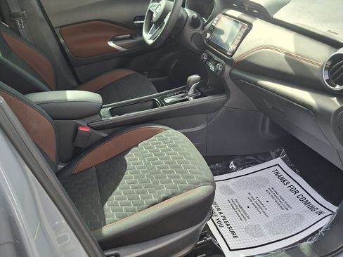 Certified 2024 Nissan Kicks SR FWD image 21