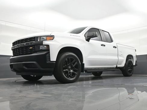 Used 2020 Chevrolet Silverado 1500 W/T w/ WT Value Package RWD image 22