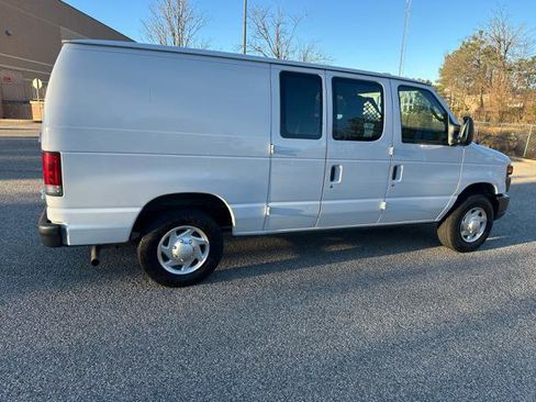 Used 2014 Ford E-150 and Econoline 150 image 24