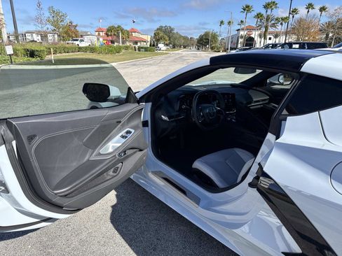 Used 2020 Chevrolet Corvette Stingray Coupe w/ 1LT image 12