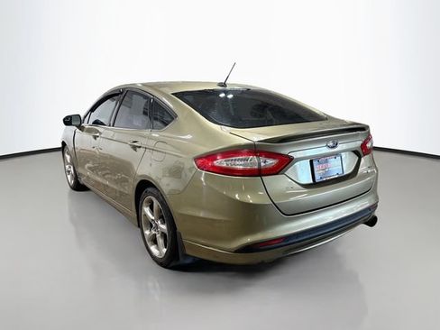 Used 2013 Ford Fusion SE FWD image 8