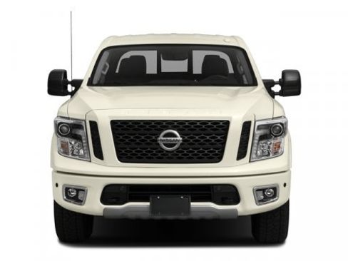 Used 2017 Nissan Titan PRO-4X w/ Pro-4x Convenience Package image 7