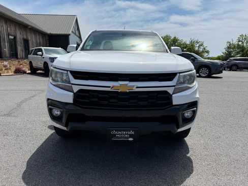 Used 2021 Chevrolet Colorado W/T RWD image 10