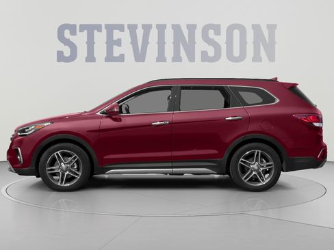 Used 2017 Hyundai Santa Fe AWD image 3
