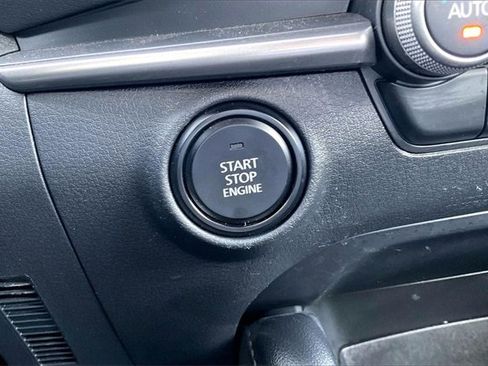 Used 2023 MAZDA MAZDA3 s image 31