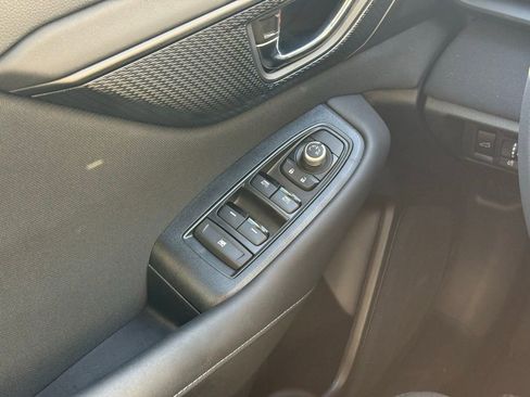 Certified 2025 Subaru Outback Premium w/ Popular Package #1A image 8