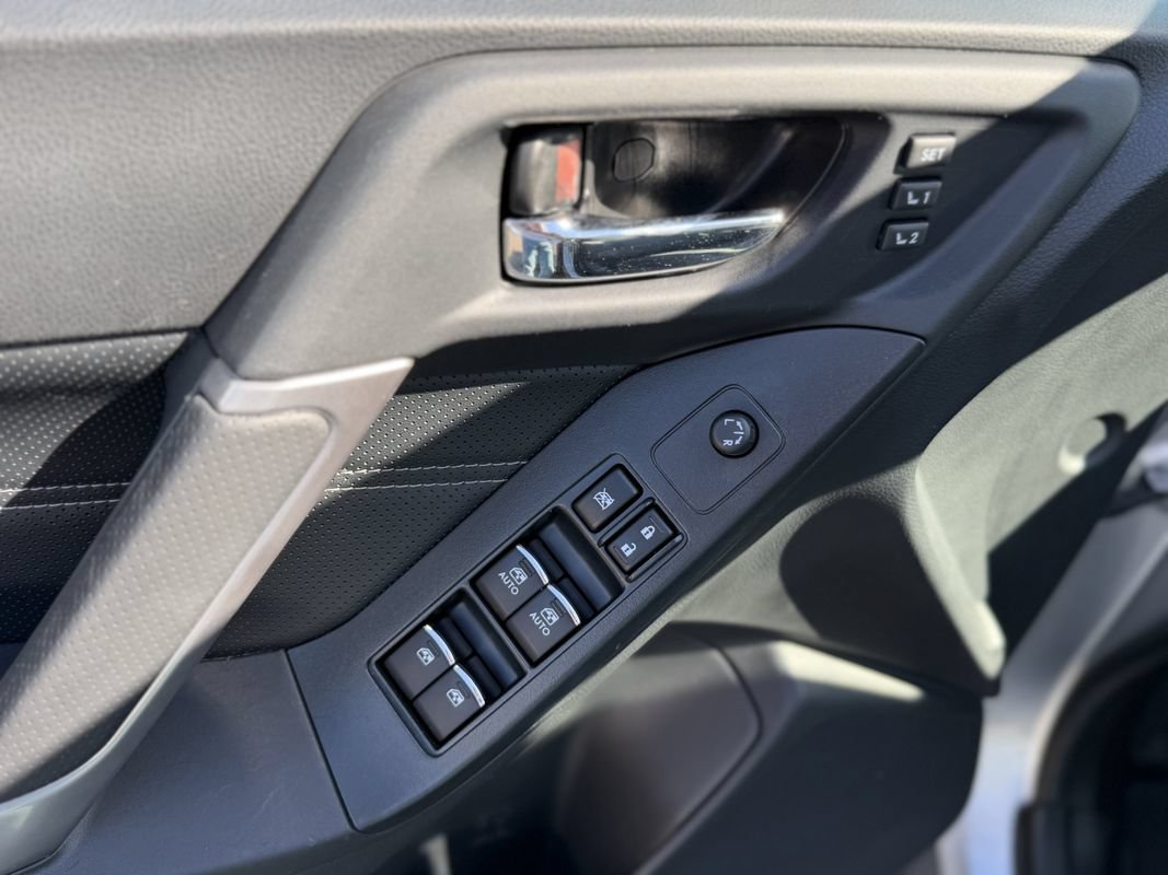 Used 2018 Subaru Forester 2.0XT Touring AWD/4WD image 17