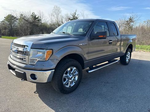 Used 2013 Ford F150 XLT w/ Luxury Equipment Group image 8