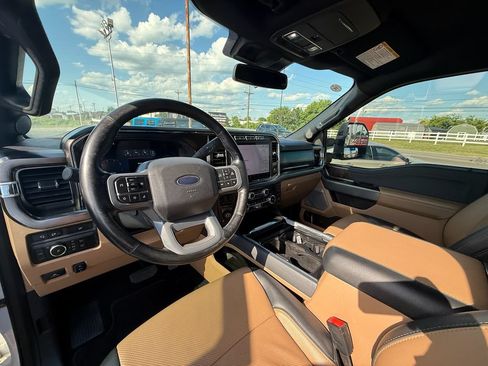 Used 2024 Ford F250 Lariat w/ Tremor Off-Road Package AWD/4WD image 14