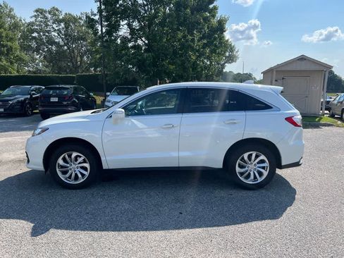 Used 2018 Acura RDX FWD w/ Technology Package image 2