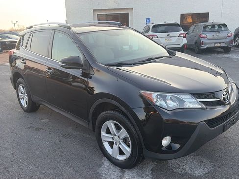 Used 2013 Toyota RAV4 XLE image 16