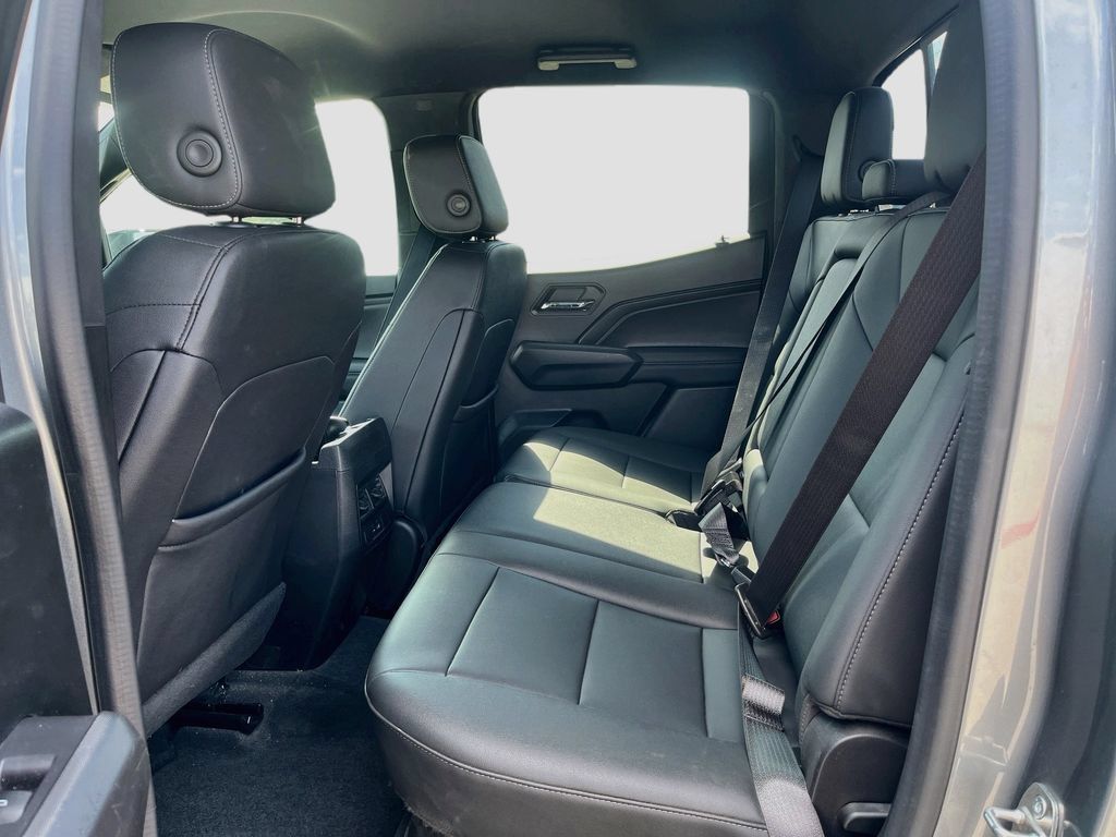 Used 2023 GMC Canyon Elevation w/ Elevation Premium Package AWD/4WD image 25