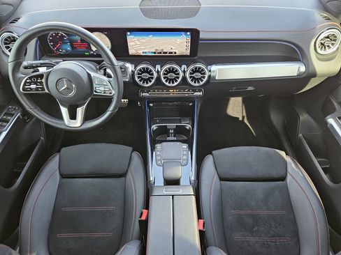 Certified 2023 Mercedes-Benz EQB 300 4MATIC image 26